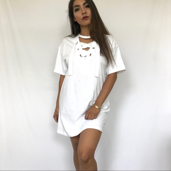 Topshop Dresses & Skirts - • Topshop T-Shirt Dress •